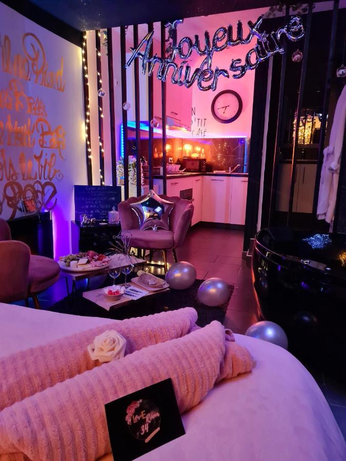 Loveroom34 Montagnac  Bagian luar foto